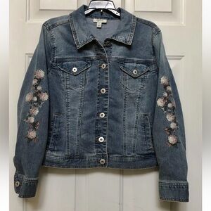 STYLE & CO. EMBROIDERED FLOWERS DEMIN JACKET SIZE P LARGE POCKETS Ps2